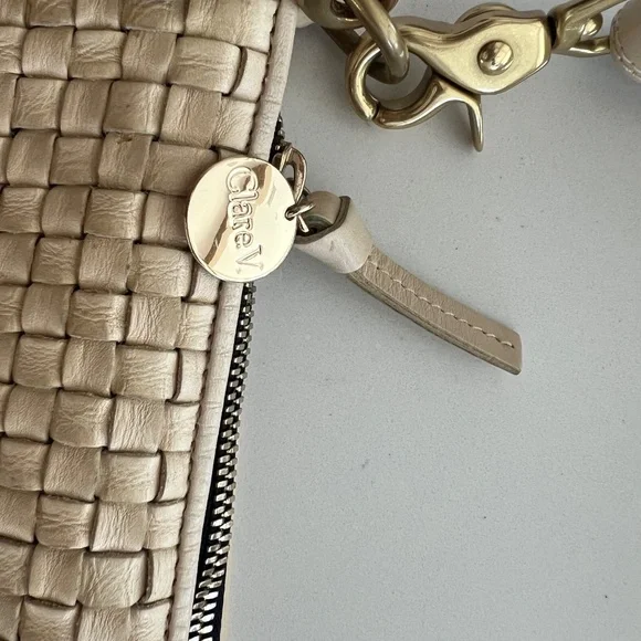 Clare V. Moyen Woven Messenger Bag in Cream - Picture 2 of 12